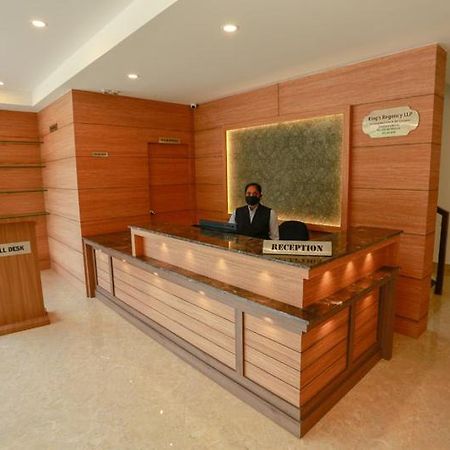 Kings Regency Kozsíkóde Kültér fotó